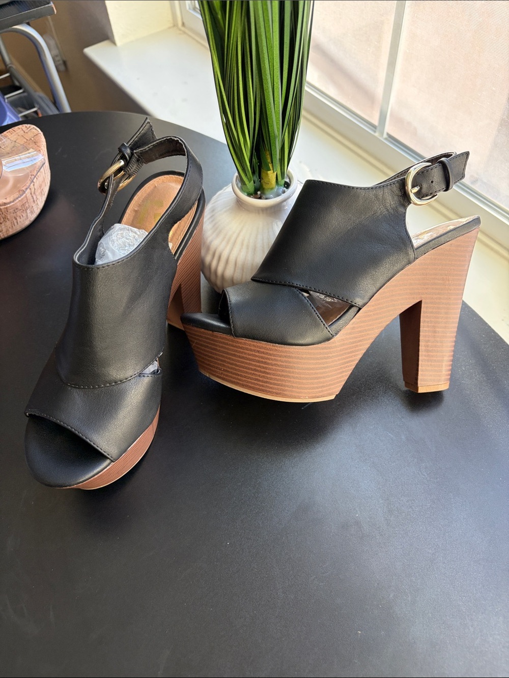 Report Black Peep-Toe Platform Slingback Heels with Brown Wood-Look Sole - Picture 3 of 8